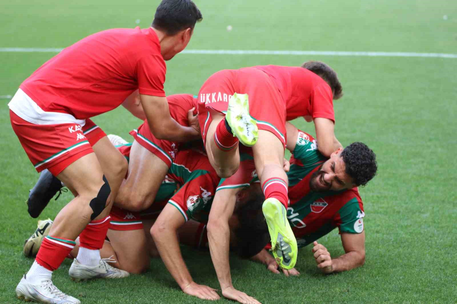 TFF 3. Lig: Karşıyaka: 2 - Bursaspor: 0
