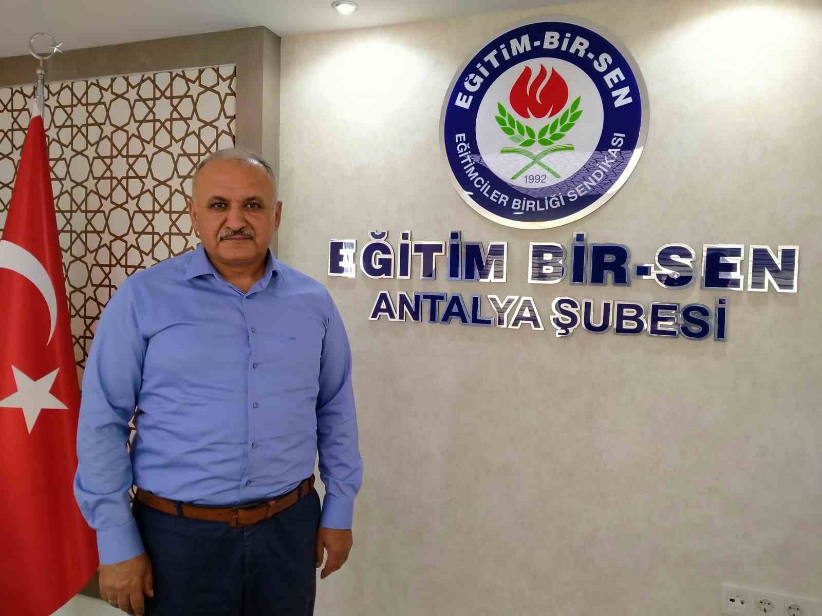 Başkan Miran: "Atama bahanesiyle sokağa döküyorlar"