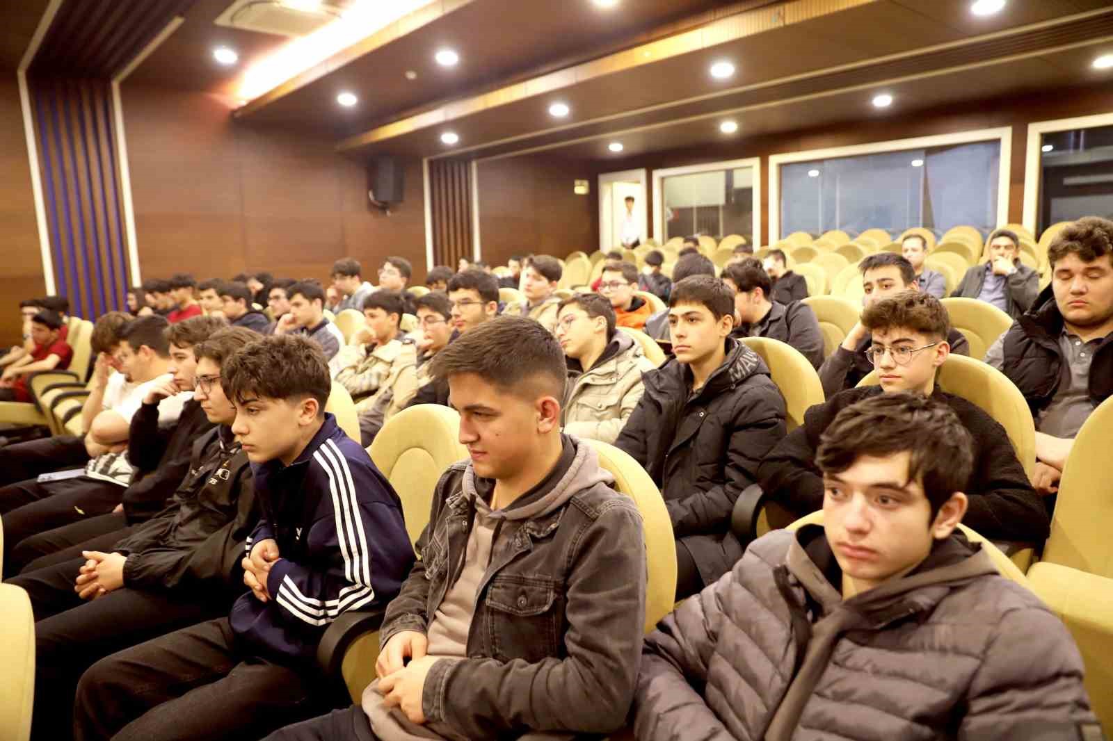 Sivas’ta mesleki eğitim forumu düzenlendi