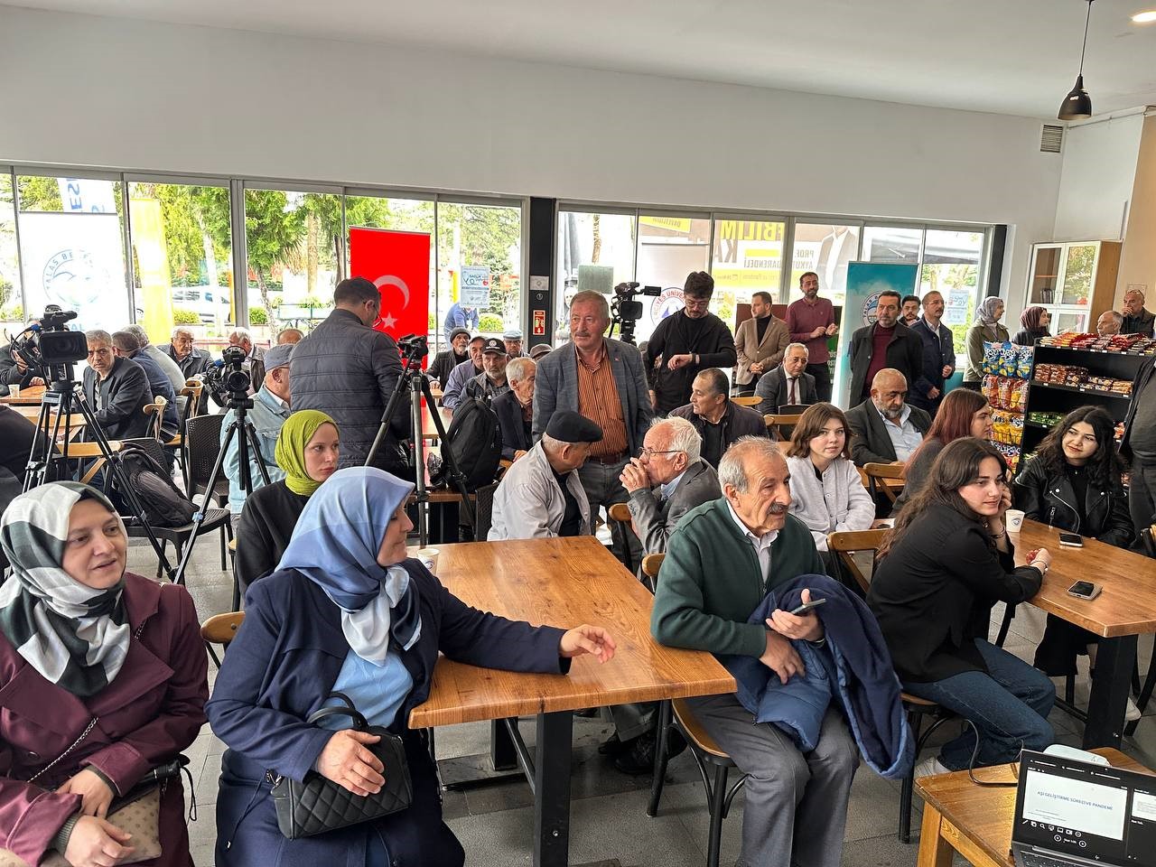 TURKOVAC Aşısı Proje Lideri Özdarendeli: "Kalp krizleri aşı ile değil hastalık ile alakalı"