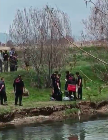 Elbistan’da Ceyhan Nehri’nde erkek cesedi bulundu