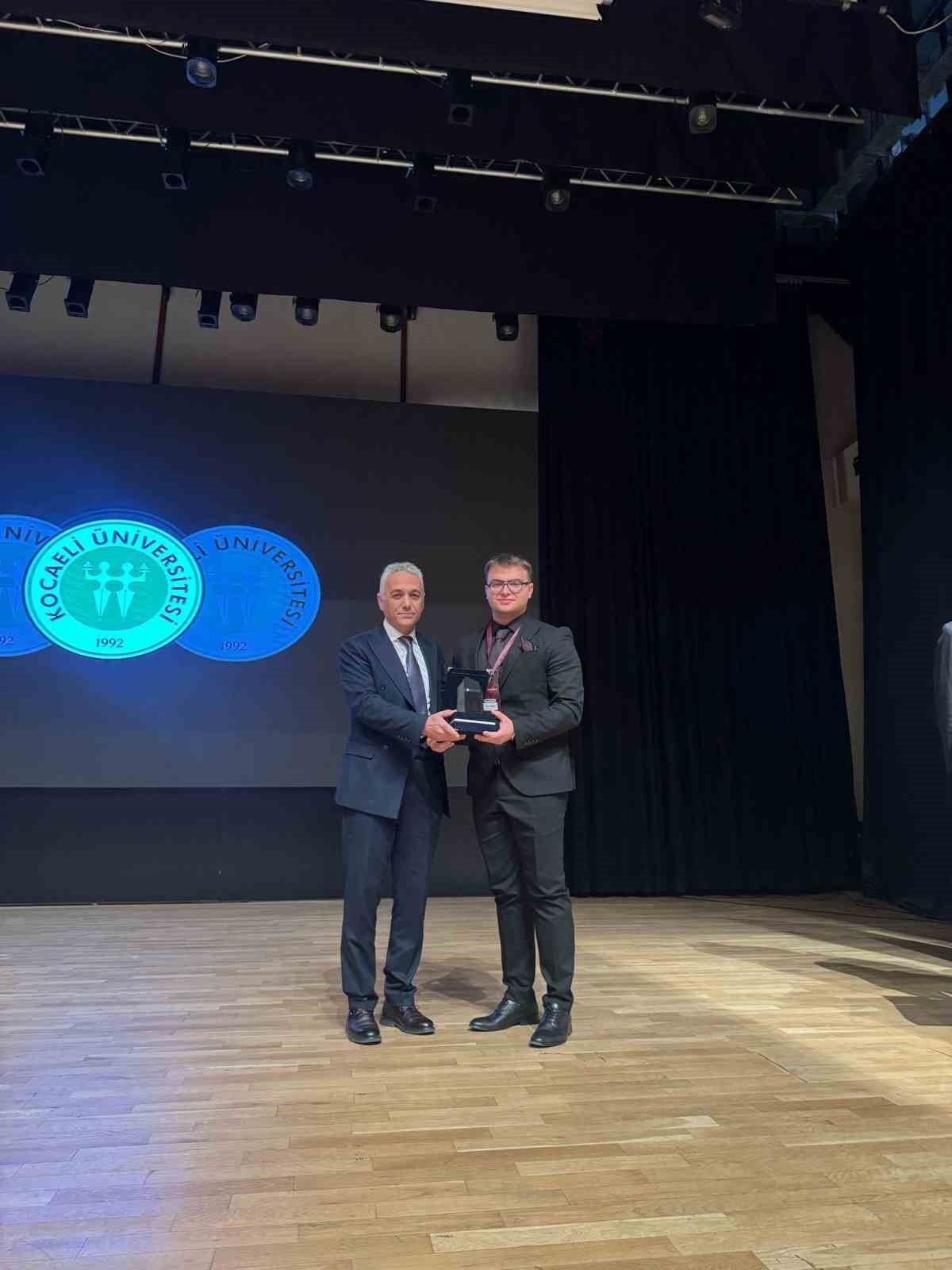 Uzmanından önemli tavsiye: "Sağlıklı beslenme ile Demans hastalığından korunmak mümkün"