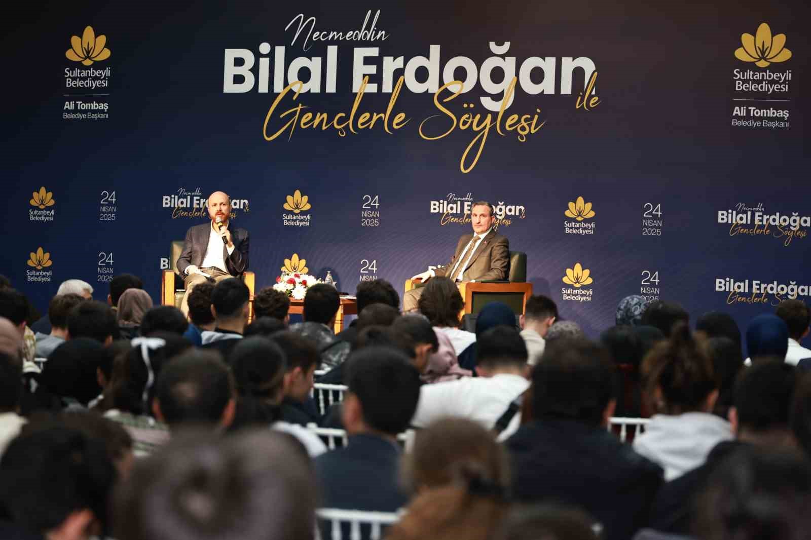 Bilal Erdoğan: "Aileniz, komşularınız, akrabalarınız, ülkeniz ve tüm insanlık için güzel işler yapmak için yaşayın"