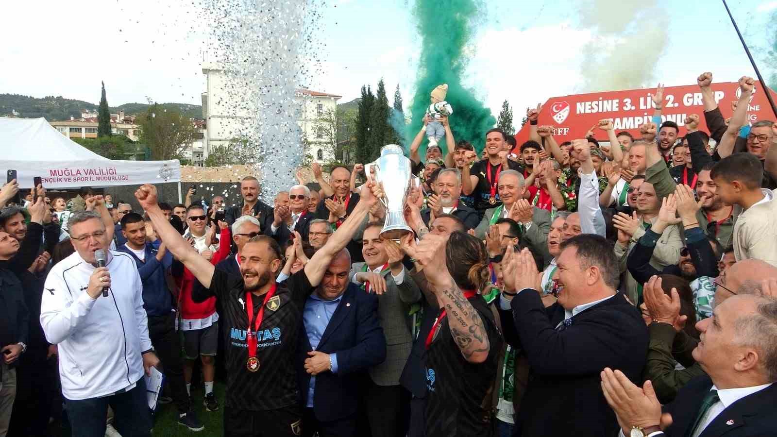 Muğlaspor, şampiyonluk Kupasını Aldı