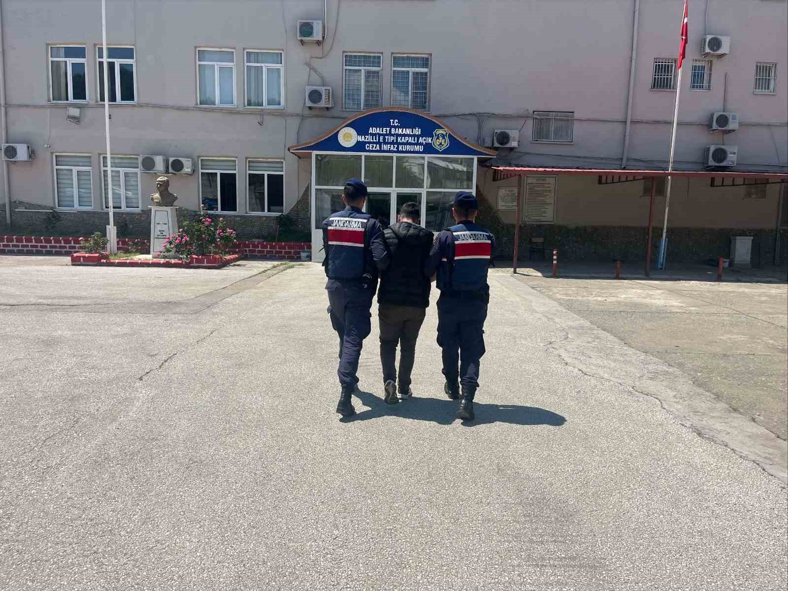 Dolandırıcılık suçundan hapis cezası ile aranan şahıs yakalandı