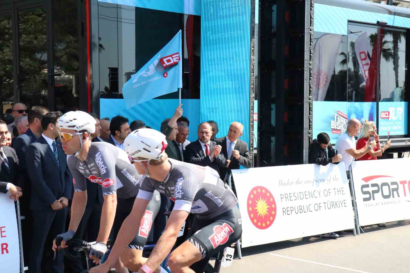 60. Cumhurbaşkanlığı Türkiye Bisiklet Turu, Antalya - Antalya etabıyla başladı
