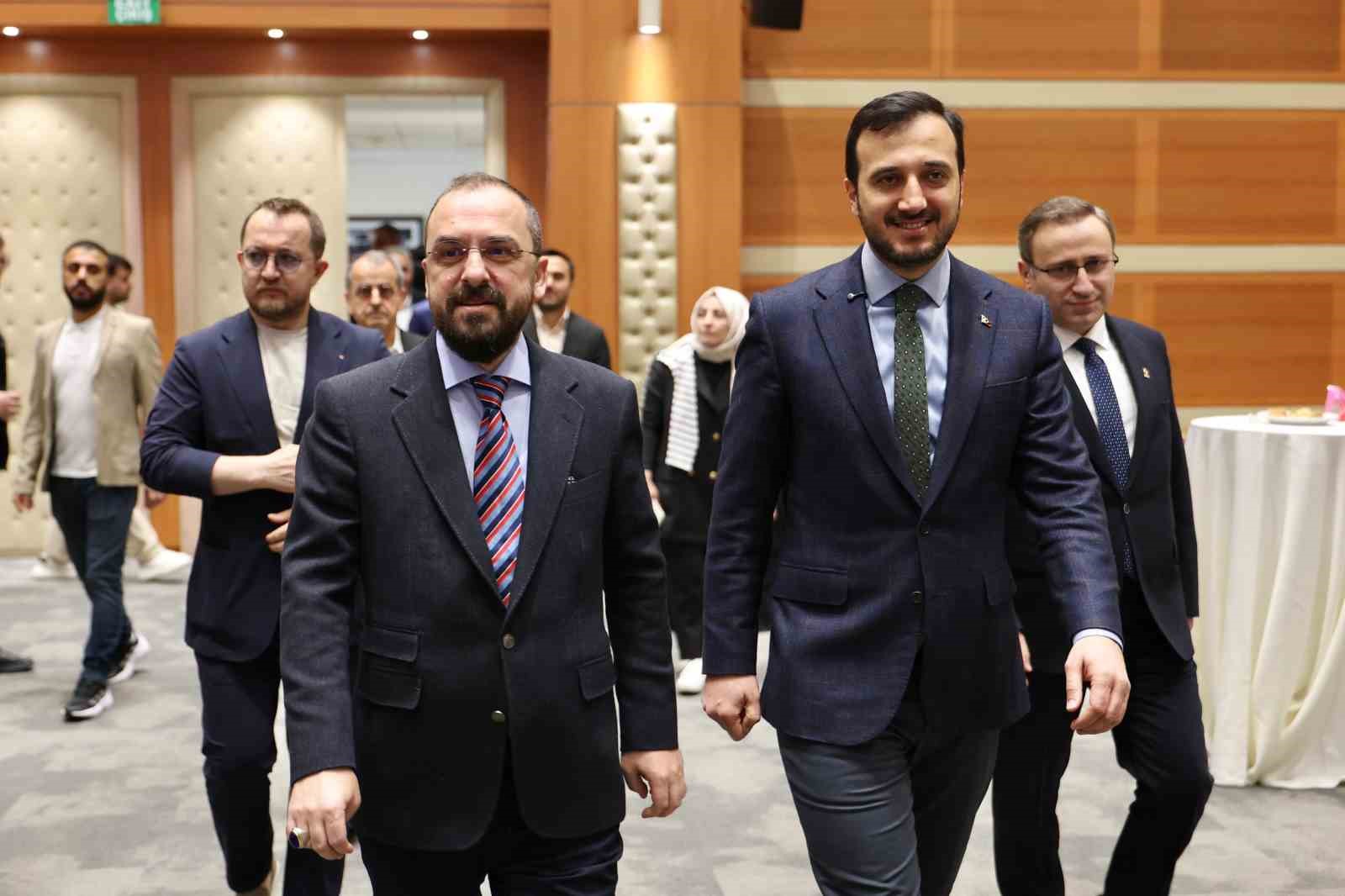 AK Parti İstanbul’dan dijital medya hamlesi
