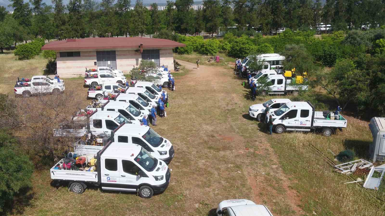 Havaların ısınmasıyla birlikte ilaçlama çalışmaları hız kazandı