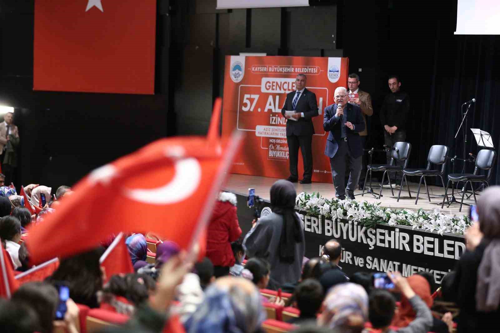 Gençler 57’nci Alay’ın izinde büyük ilgi gördü