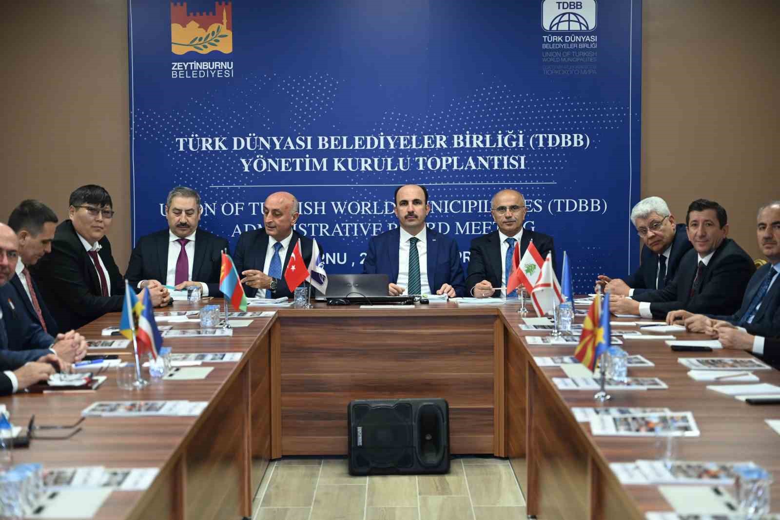 Başkan Altay TDBB 7. Olağan Genel Kurulu’nda yeniden başkan seçildi