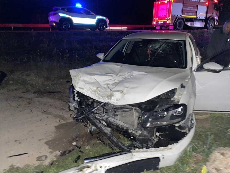 Konya’da otomobiller çarpıştı: 2 ölü, 4 yaralı