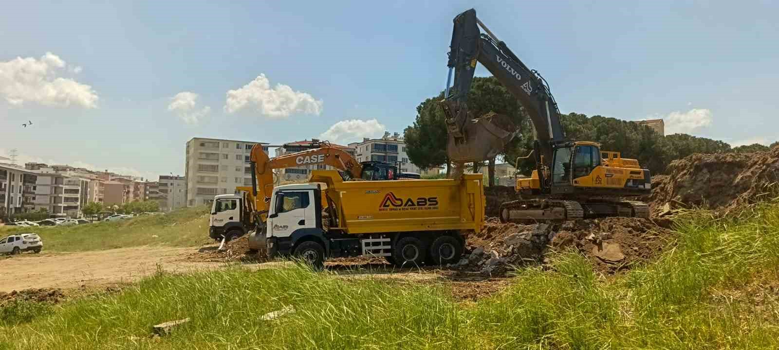 Aliağa Adliye Sarayı’nın temel kazısı başladı
