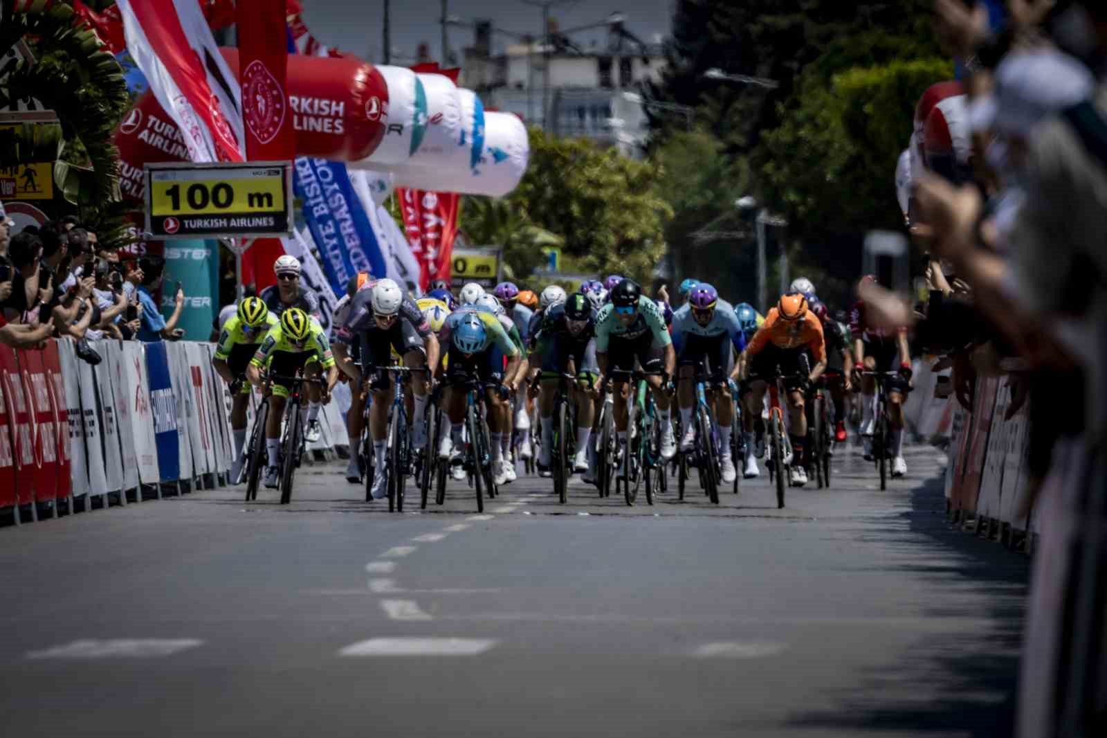 60. Cumhurbaşkanlığı Bisiklet Turu’nda Antalya - Antalya etabını Simon Dehairs kazandı