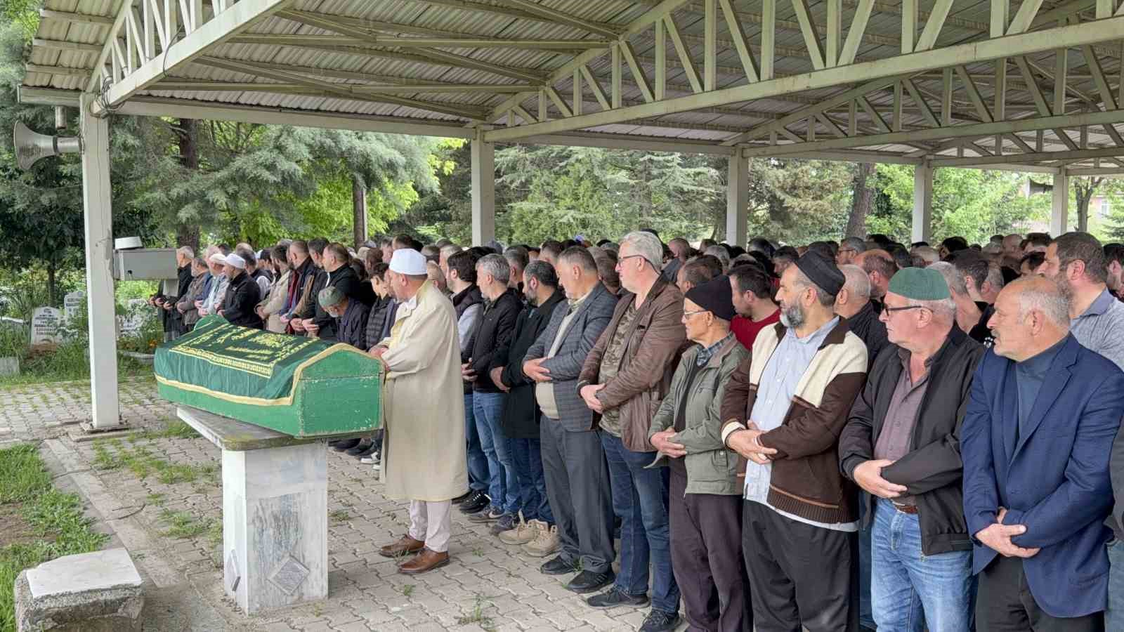 Kazada ölen engelli şahıs son yolculuğuna uğurlandı