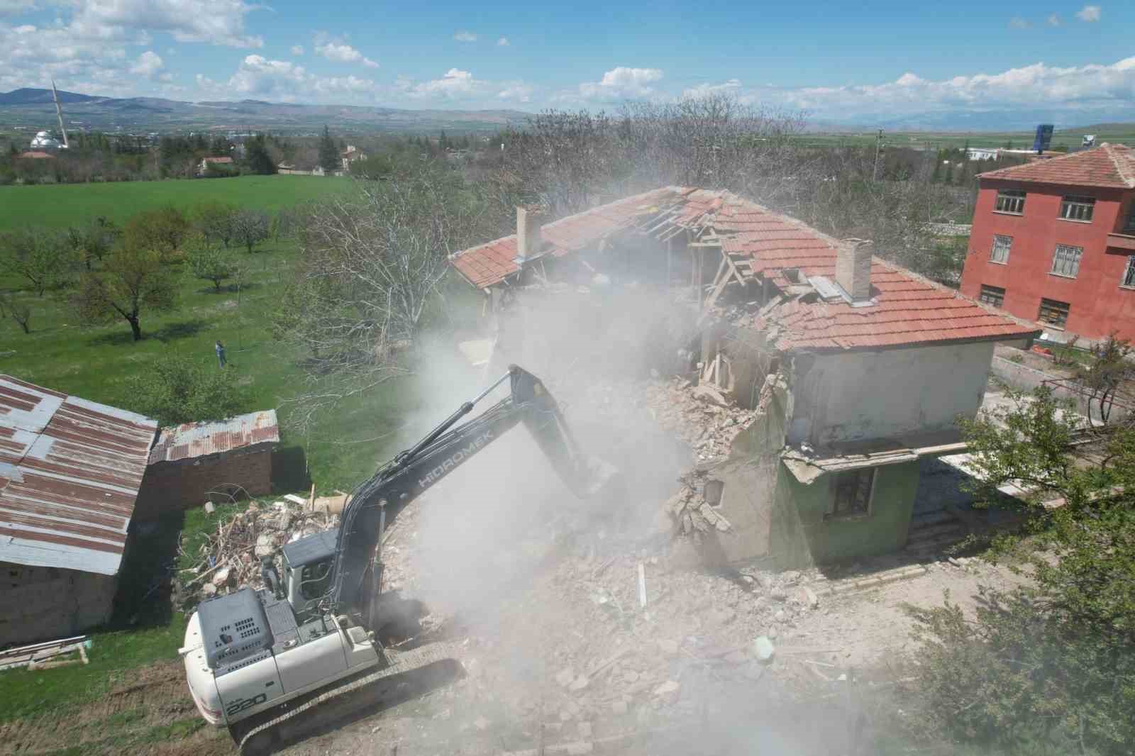Elazığ’da ‘Çöken Binalara İlk Müdahale’ eğitimi
