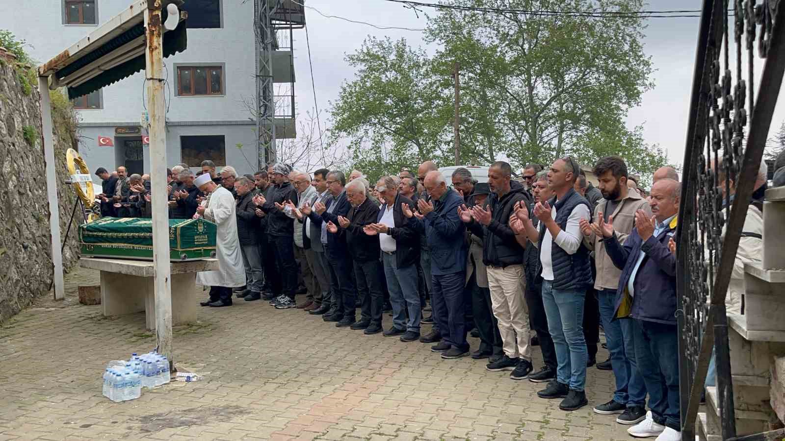 Rusya’da ölen Bursalı doktor toprağa verildi
