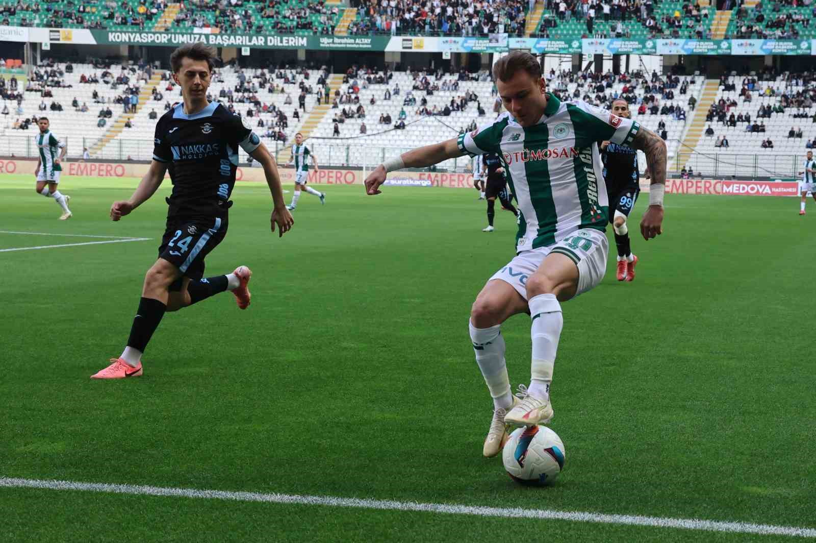 Trendyol S&uuml;per Lig: Konyaspor: 0 - Adana Demirspor: 1 (İlk yarı)
