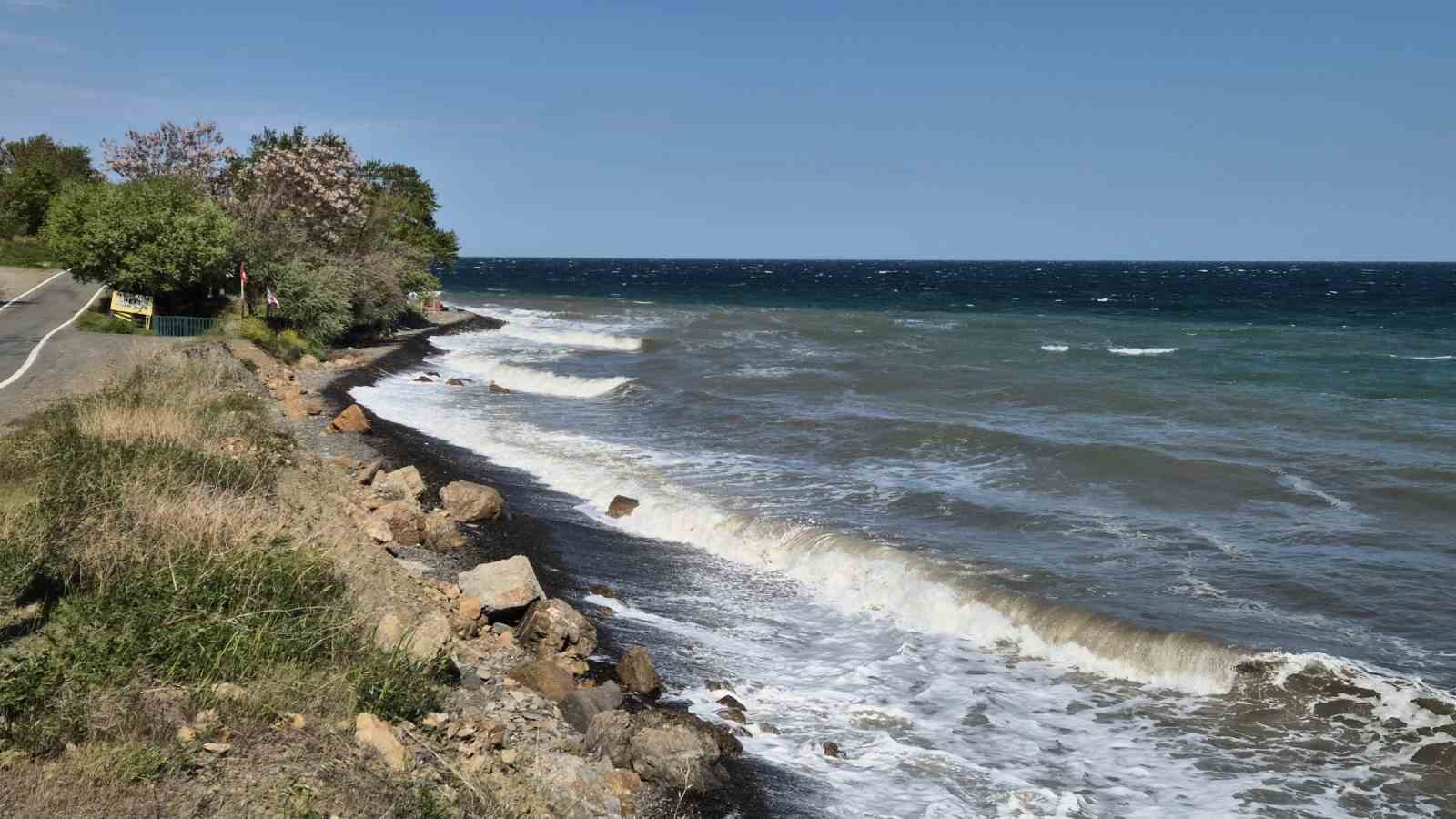 Marmara’da şiddetli poyraz etkili oluyor