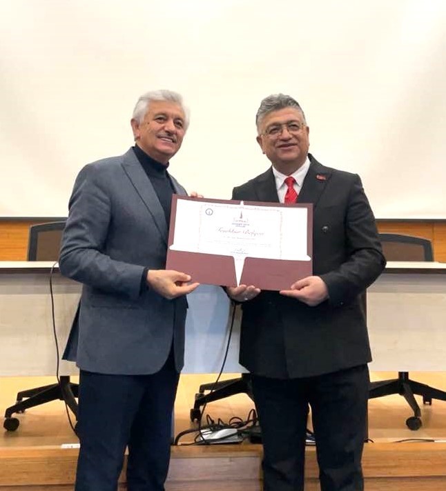 Doktor Öğretim Üyesi Mehmet Emin Yağcı’ya akademik teşvik ödülü