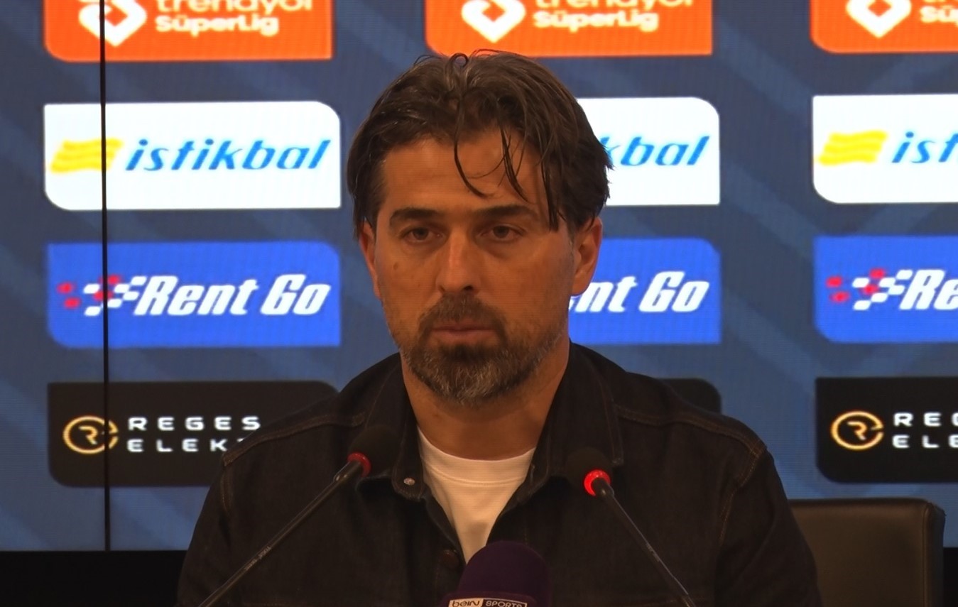 İlhan Palut: "Kaybedecek kadar kötü bir oyun oynamadık"