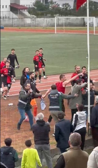 Terme’de futbol müsabakası kavgayla sonlandı