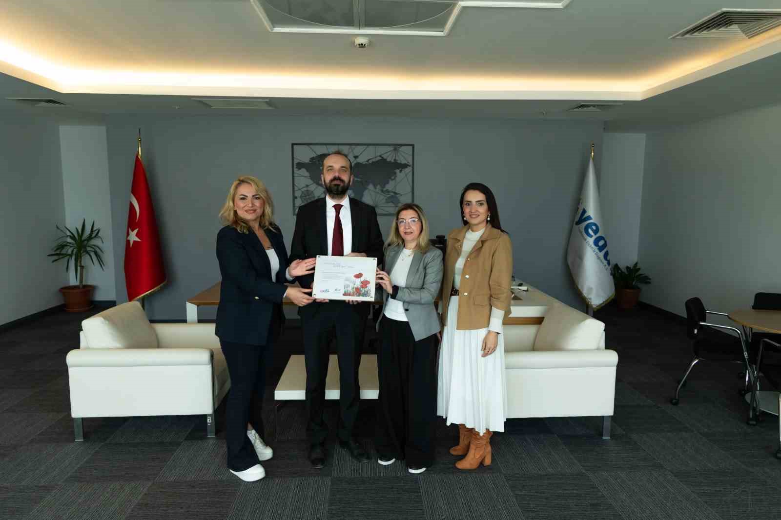 Lösemili çocuklar duyarlılığına ‘teşekkür’ sertifikası