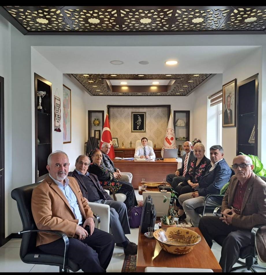 Eskişehir&rsquo;de şiir ve m&uuml;zik etkinliğine katılan şairler ve ozanlar, gezdikleri tarihi eserlere hayran kaldılar
