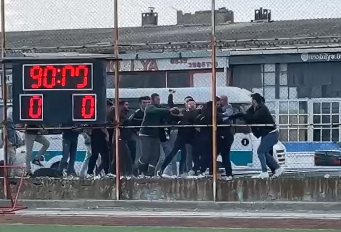 Balıkesir’de maç sonrası kavga çıktı