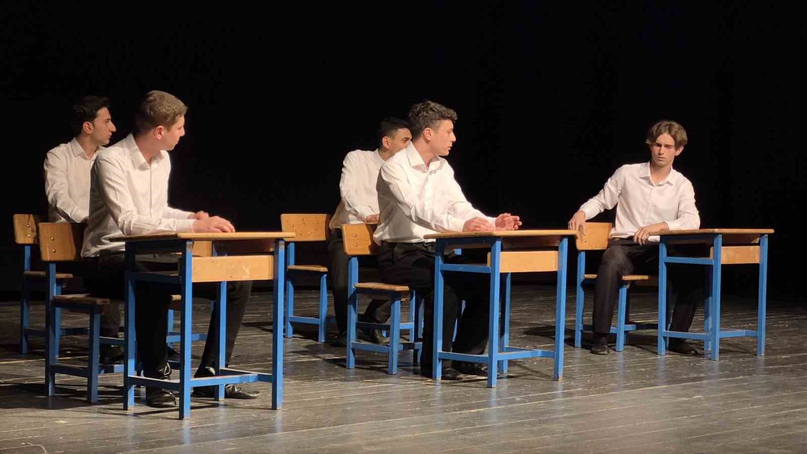 Mezun olamadan şehit oldular