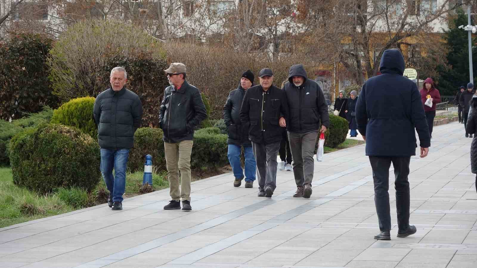 Uzmanı uyardı, yanlış beden algısı ölüme götürebiliyor
