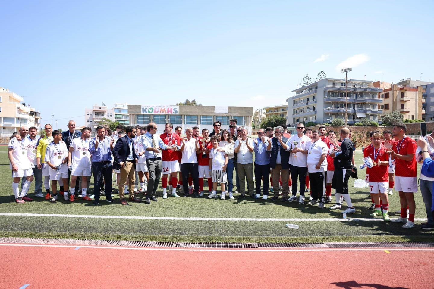 Çeşme ile Sakız Adası arasında sporla güçlenen dostluk