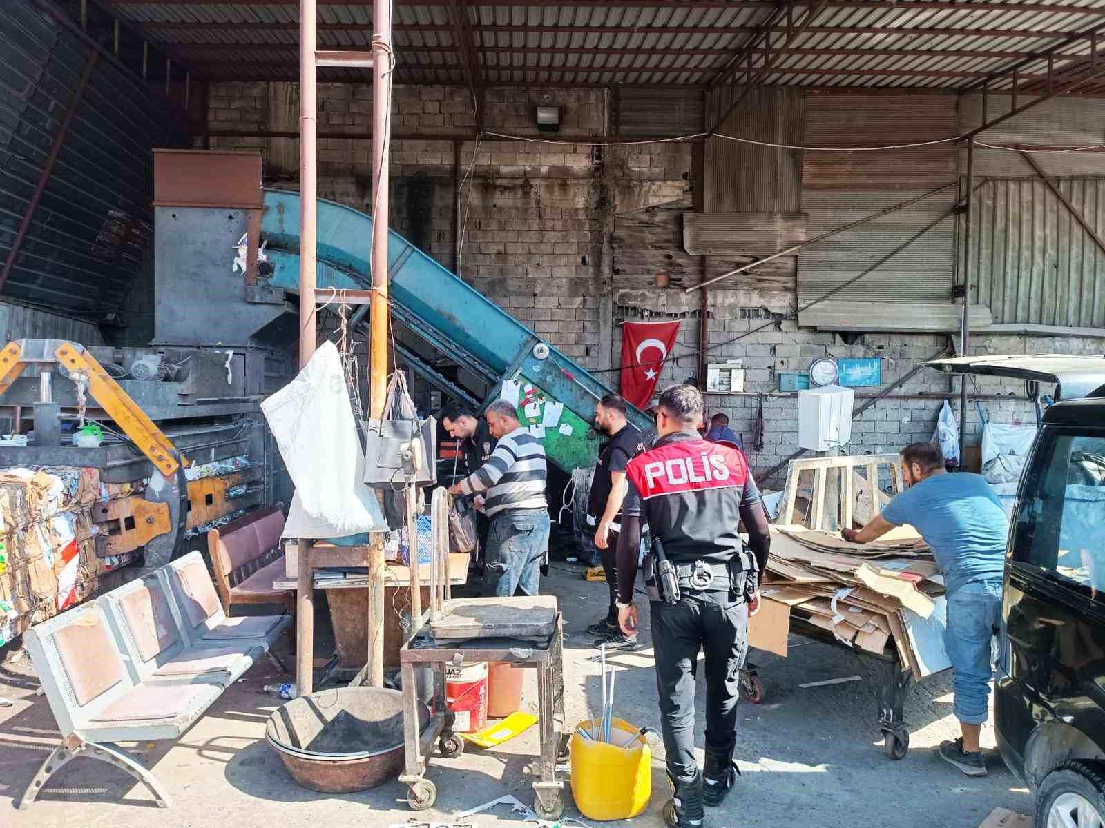 İskenderun’da hurdacılar denetlendi