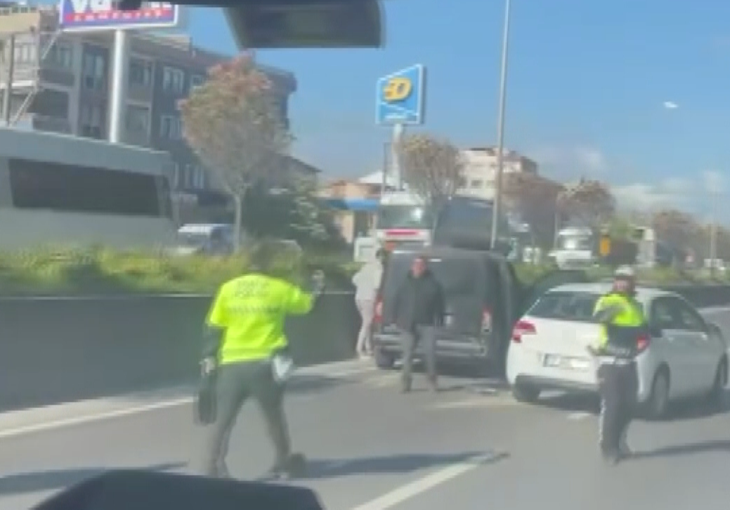 Yalova’da peş peşe zincirleme kaza