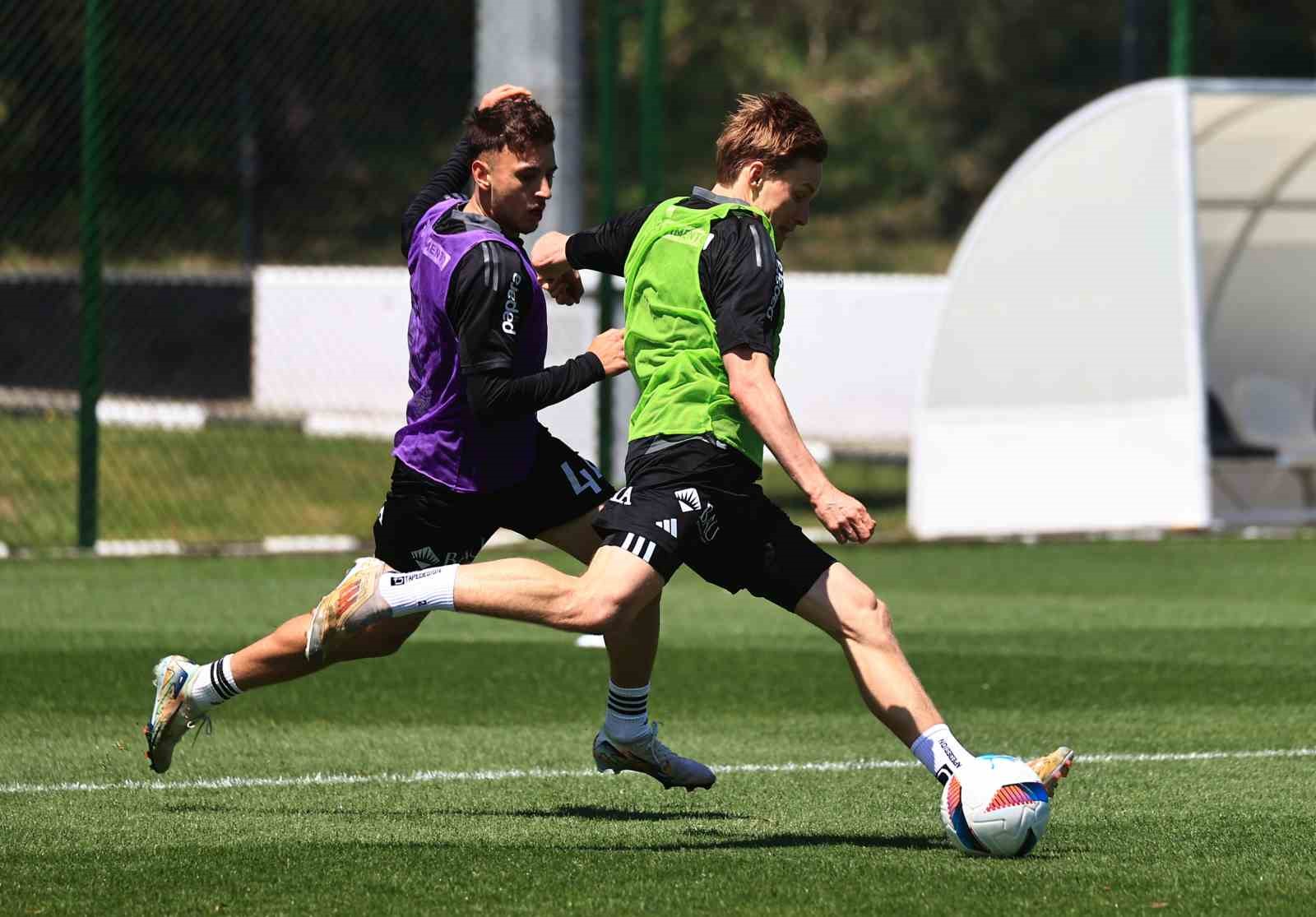 Beşiktaş’ta, Fenerbahçe maçı hazırlıkları başladı
