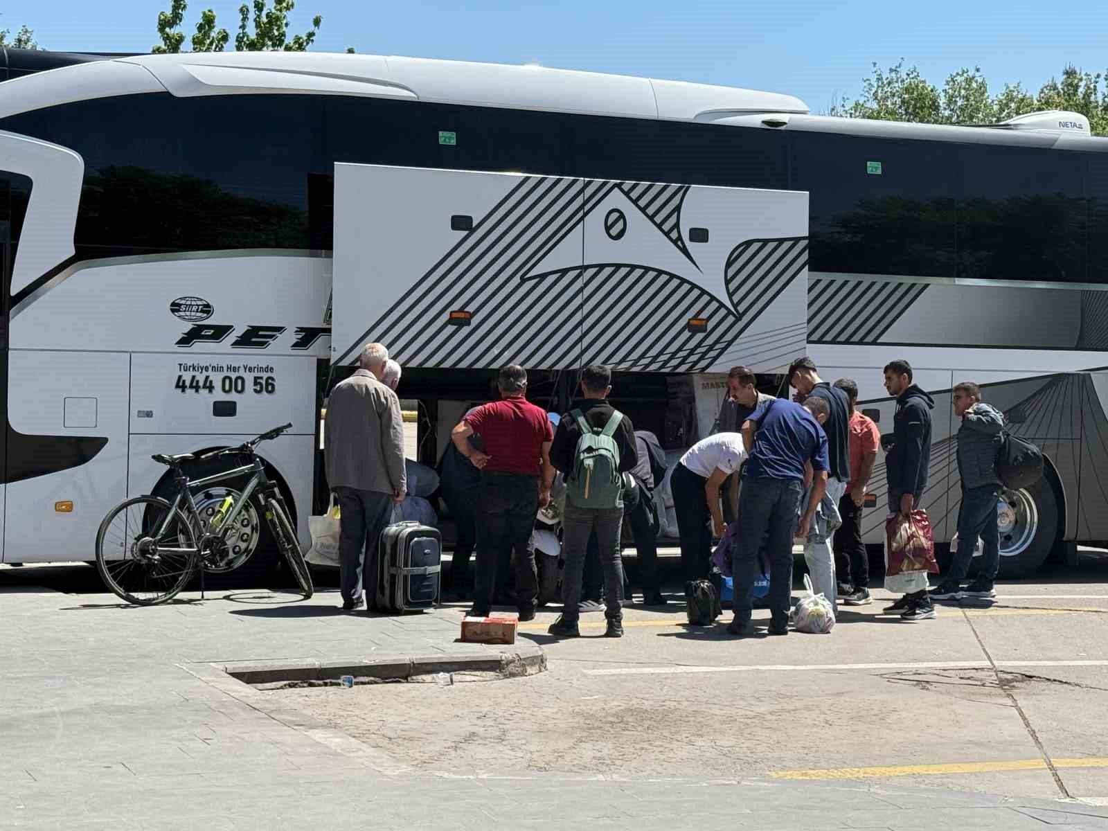 İstanbul depreminin ardından Batmanlılar memleketlerine dönüyor