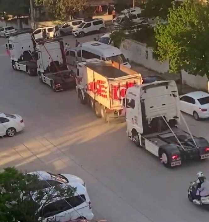 Gaziantep&rsquo;te d&uuml;ğ&uuml;n konvoyu oluşturarak g&uuml;r&uuml;lt&uuml; &ccedil;ıkaran 5 tıra para cezası
