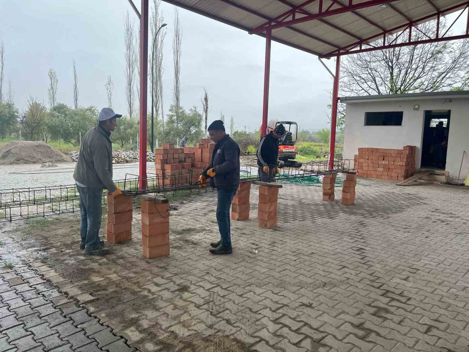 Çamlıdere ve Örentaht Sosyal Tesis ve Düğün Salonu çevre düzenlemesi tamamlandı
