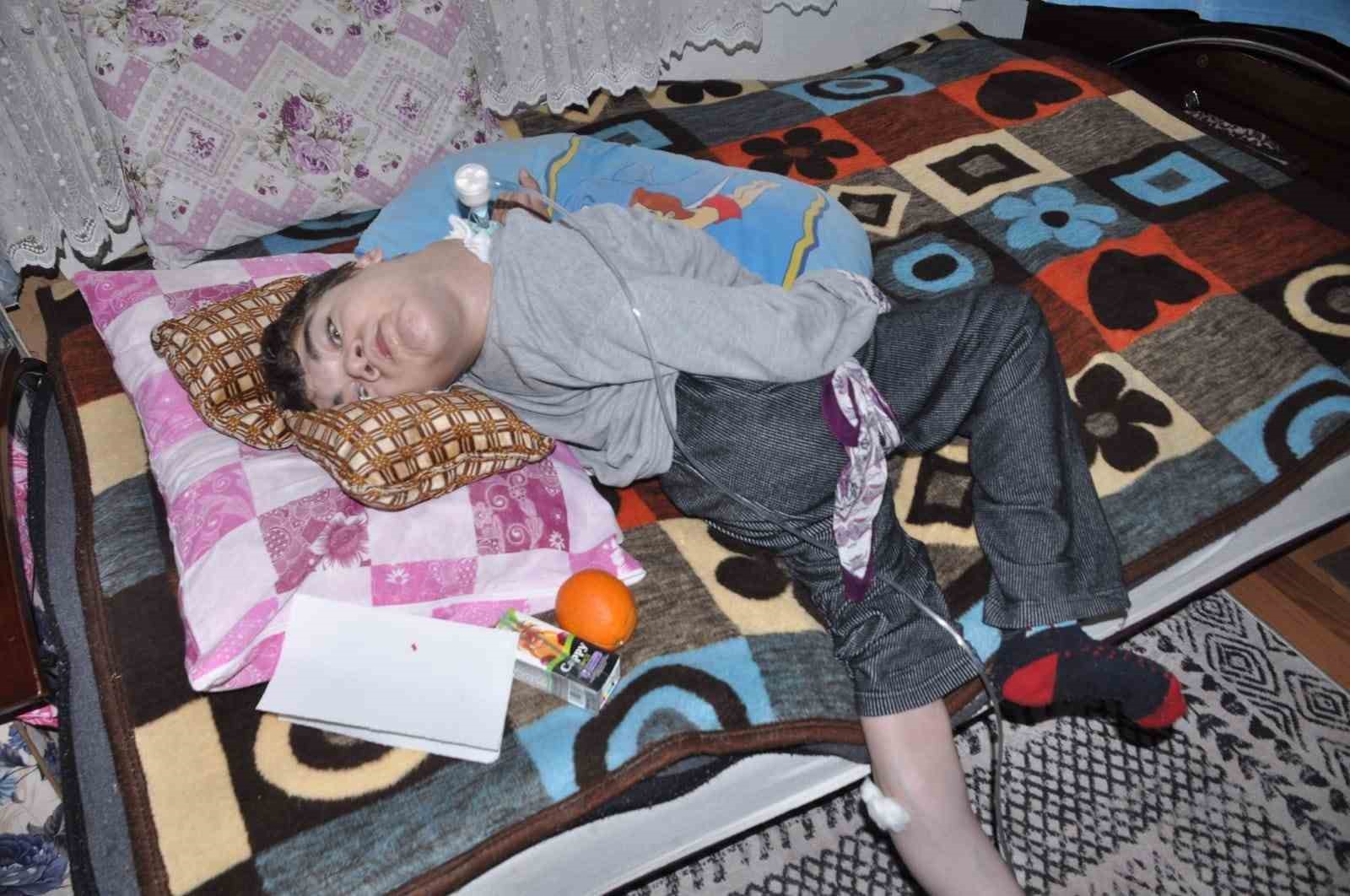 Hayatını kaybeden özel bireyin doğum günü gözyaşlarıyla kutlandı
