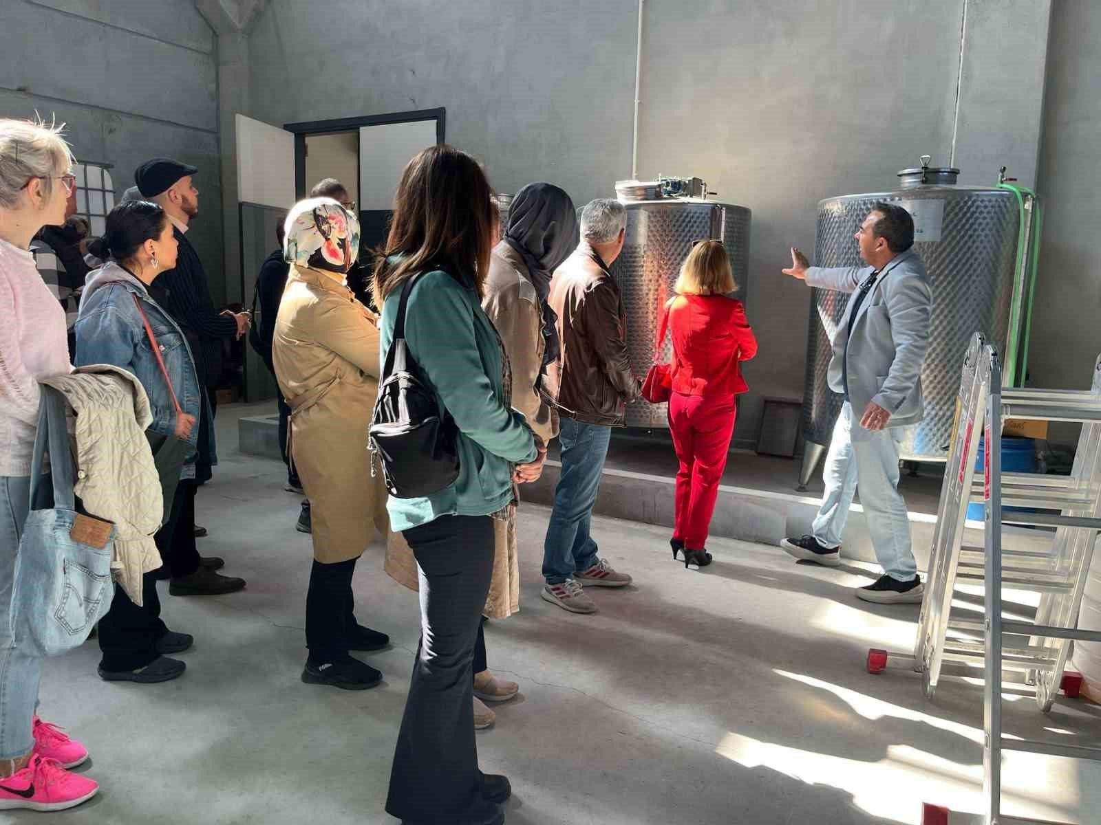 Akademi öğretmenleri ile Balıkesir’in kokularına yolculuk