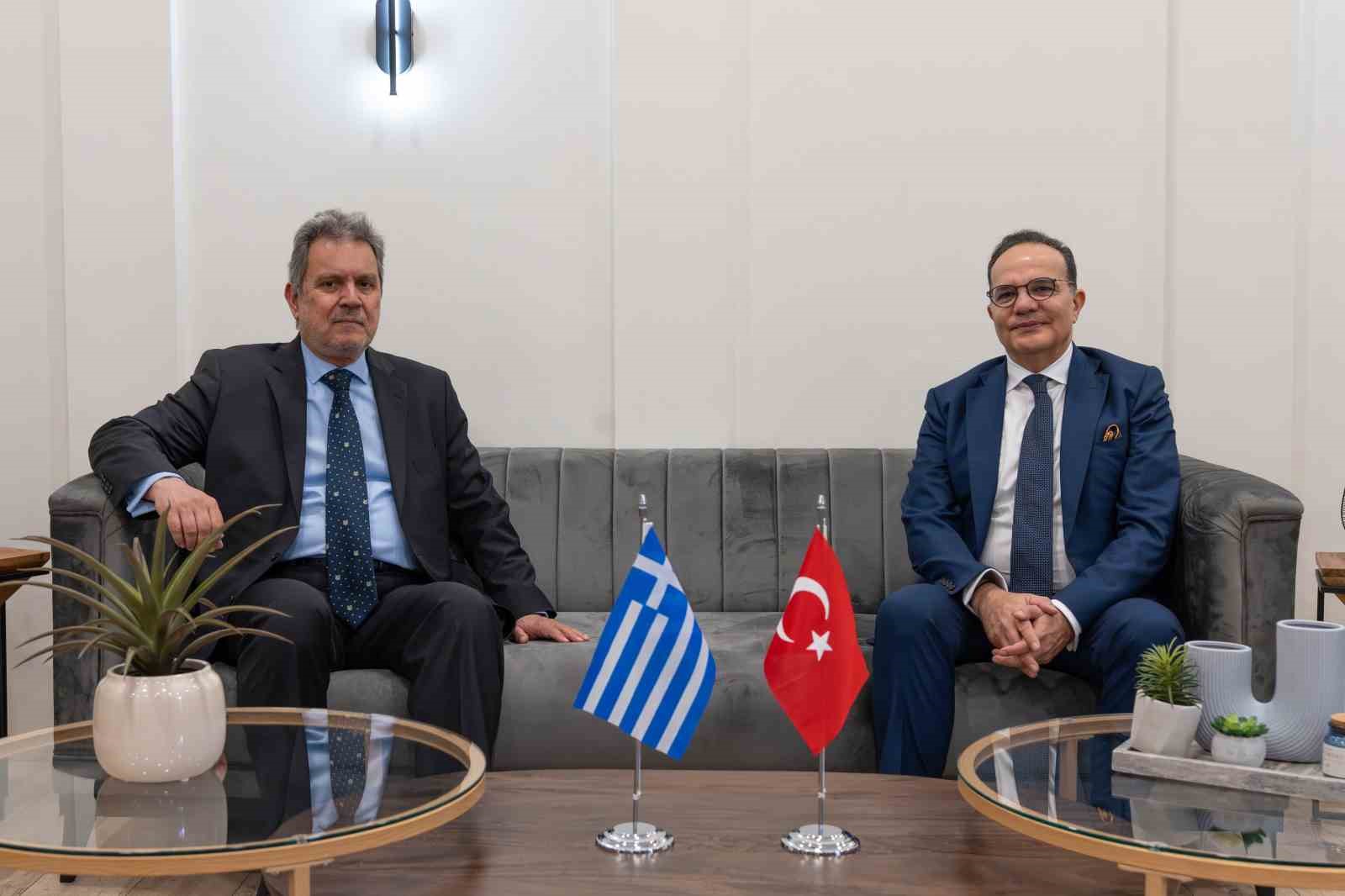 Türkiye ile Yunanistan Savunma Bakanlıkları arasındaki toplantı olumlu geçti
