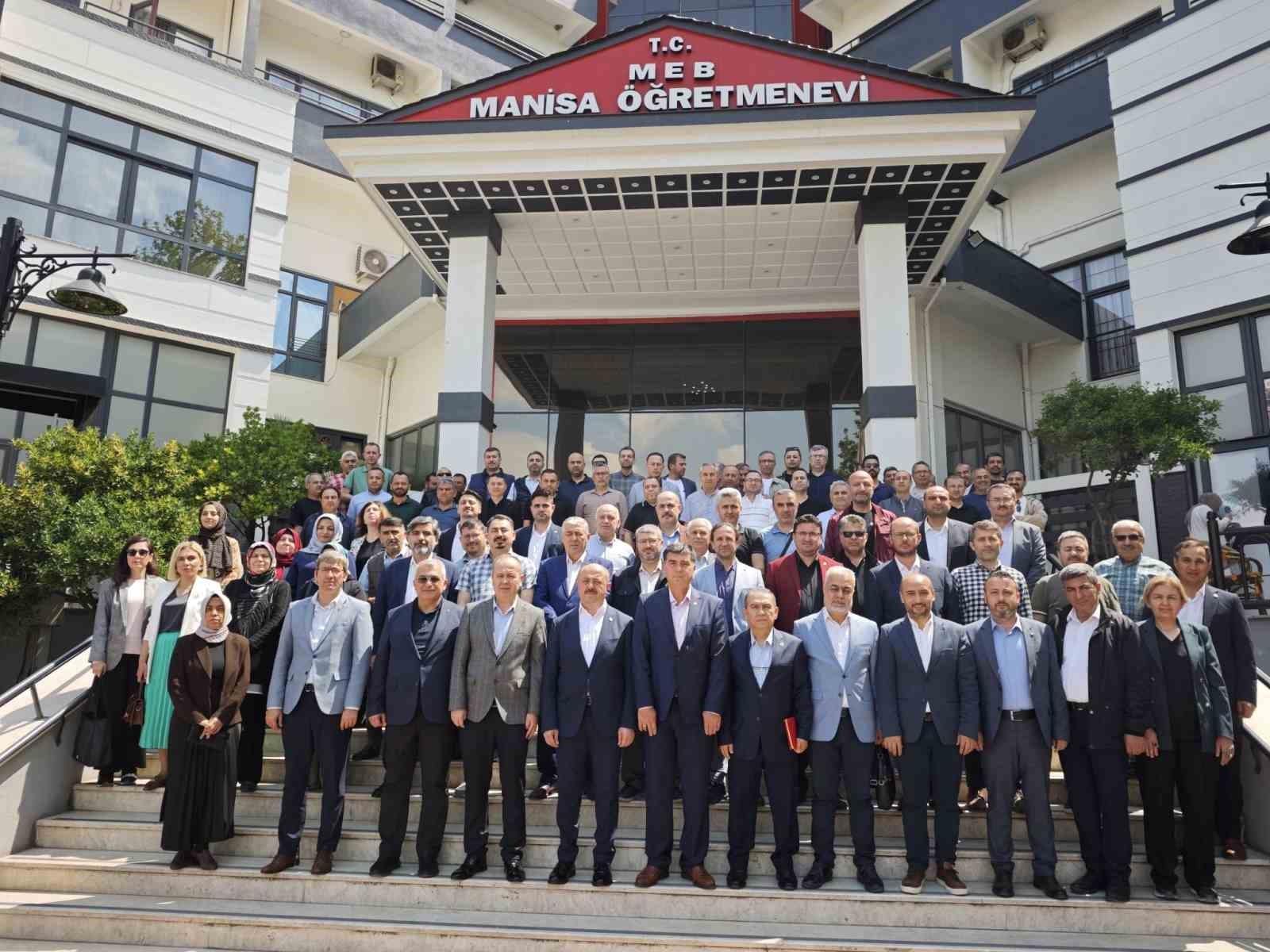 Eğitim Bir Sen Manisa 1 ve 2 Nolu şubelerin genişletilmiş il divanı yapıldı