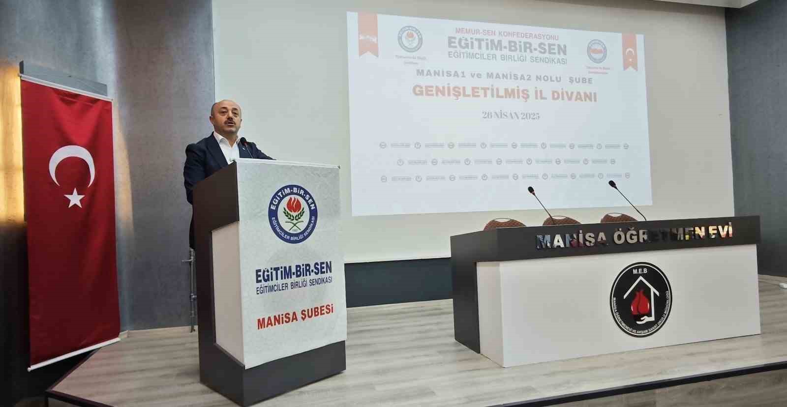 Eğitim Bir Sen Manisa 1 ve 2 Nolu şubelerin genişletilmiş il divanı yapıldı
