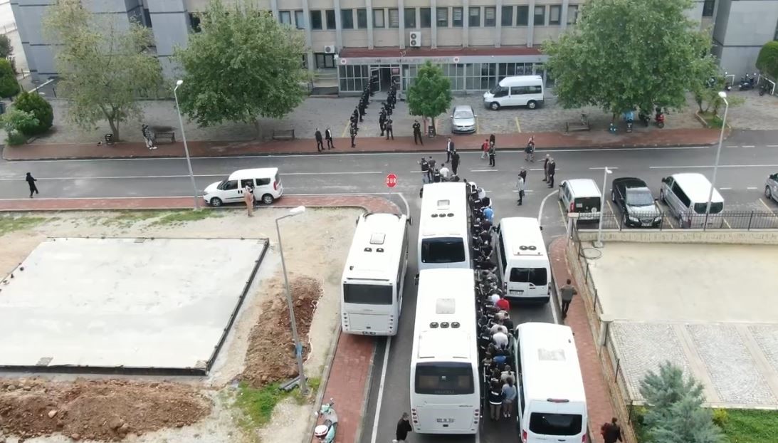 İki silahlı suç örgütüne yönelik operasyonda 73 şüpheli gözaltına alındı