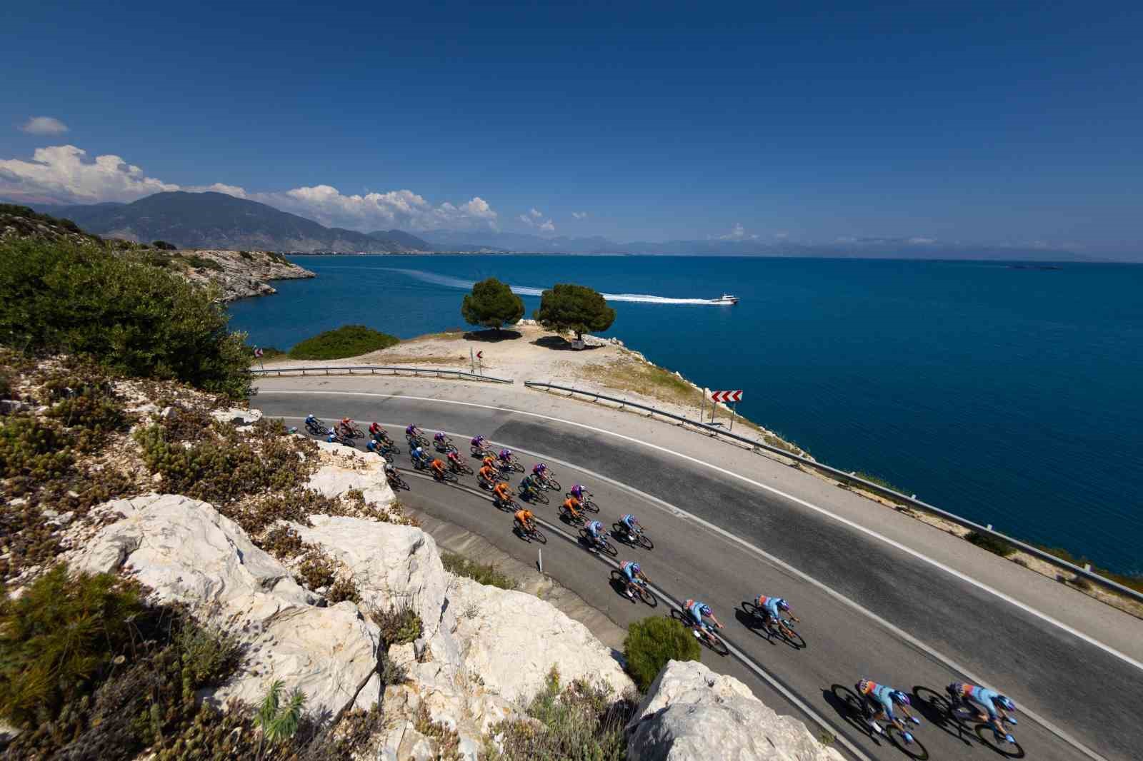 60. Cumhurbaşkanlığı Türkiye Bisiklet Turu’nda Kemer - Kalkan etabını Tibor Del Grosso kazandı