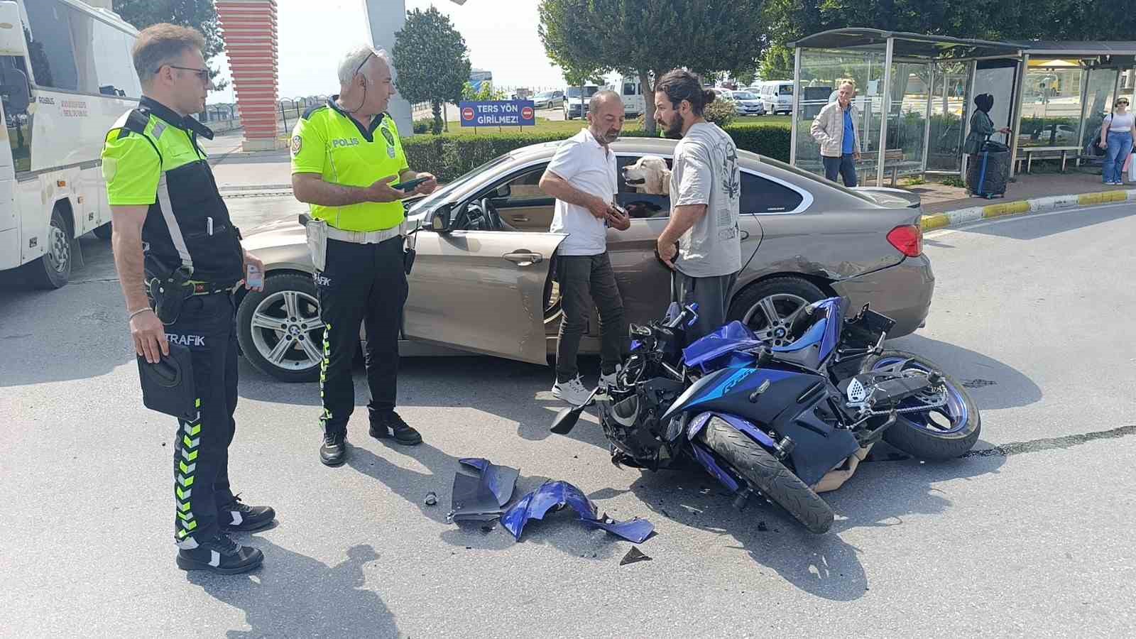 Motosikletliye takla attıran kaza kamerada