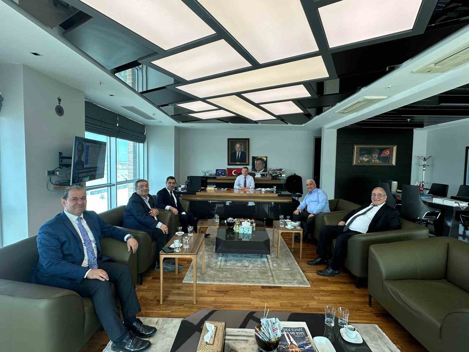 Milletvekili Bozgeyik&rsquo;ten Merinos Holding&rsquo;e ziyaret
