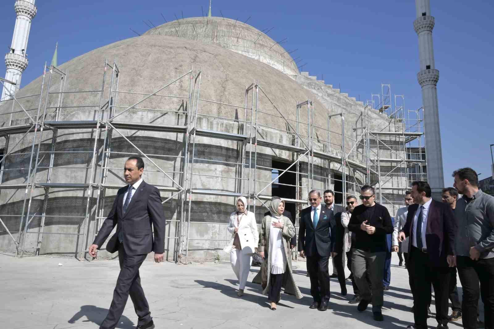 Yıldız Camii, yıl sonunda ibadete a&ccedil;ılıyor
