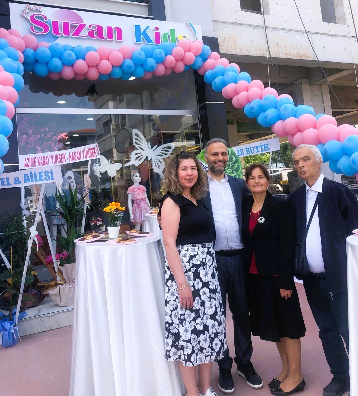 Denizli&rsquo;de &ccedil;ocuk giyim modasının yeni buluşma noktası Suzan Kids hizmete a&ccedil;ıldı
