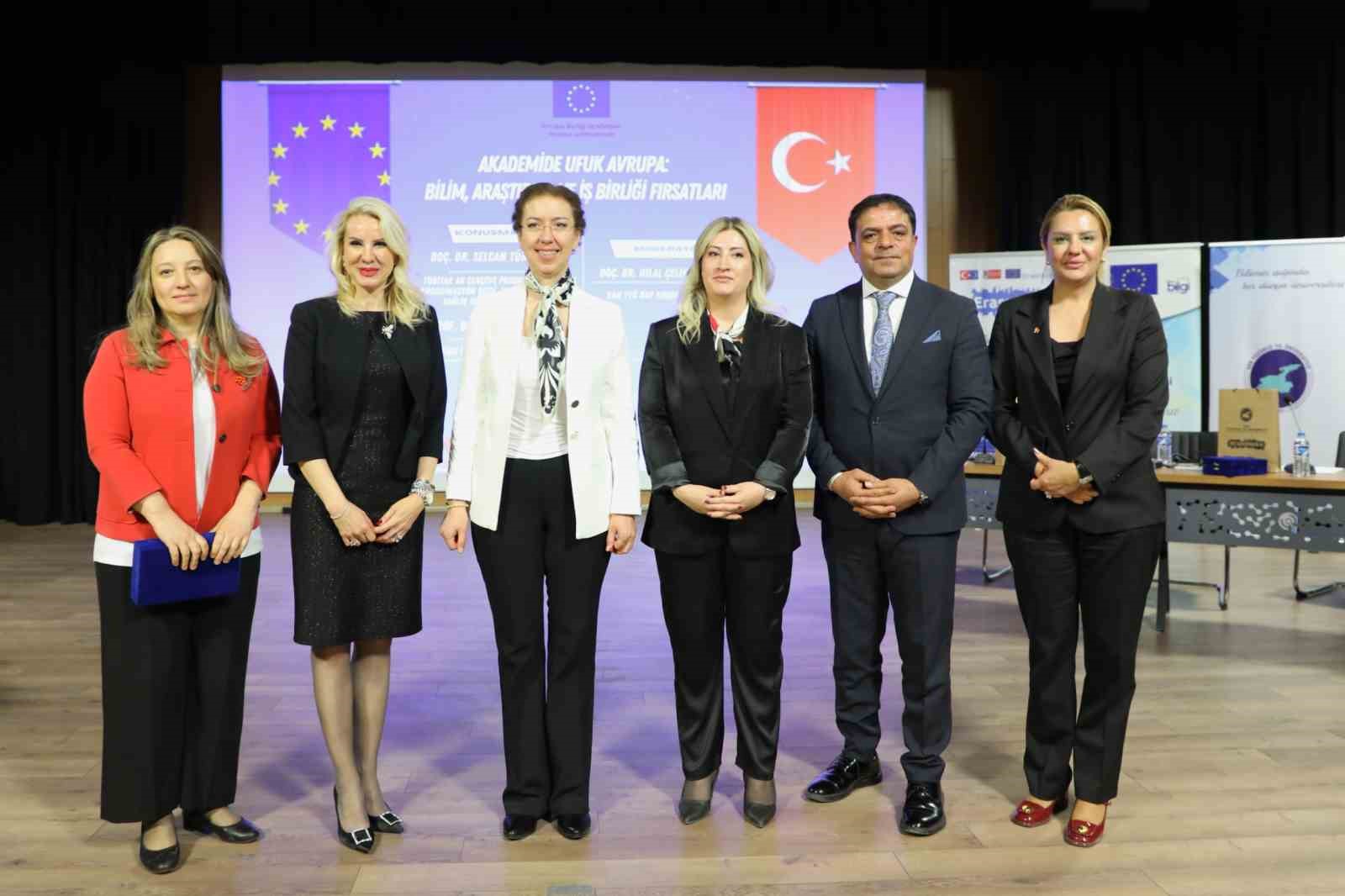 Van AB Bilgi Merkezi, YYÜ’de ’AB Desteklerini’ anlattı