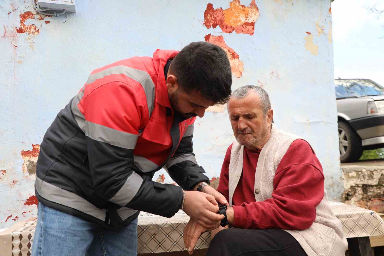 65 yaşındaki Alzheimer hastası, akıllı saat ile güvende